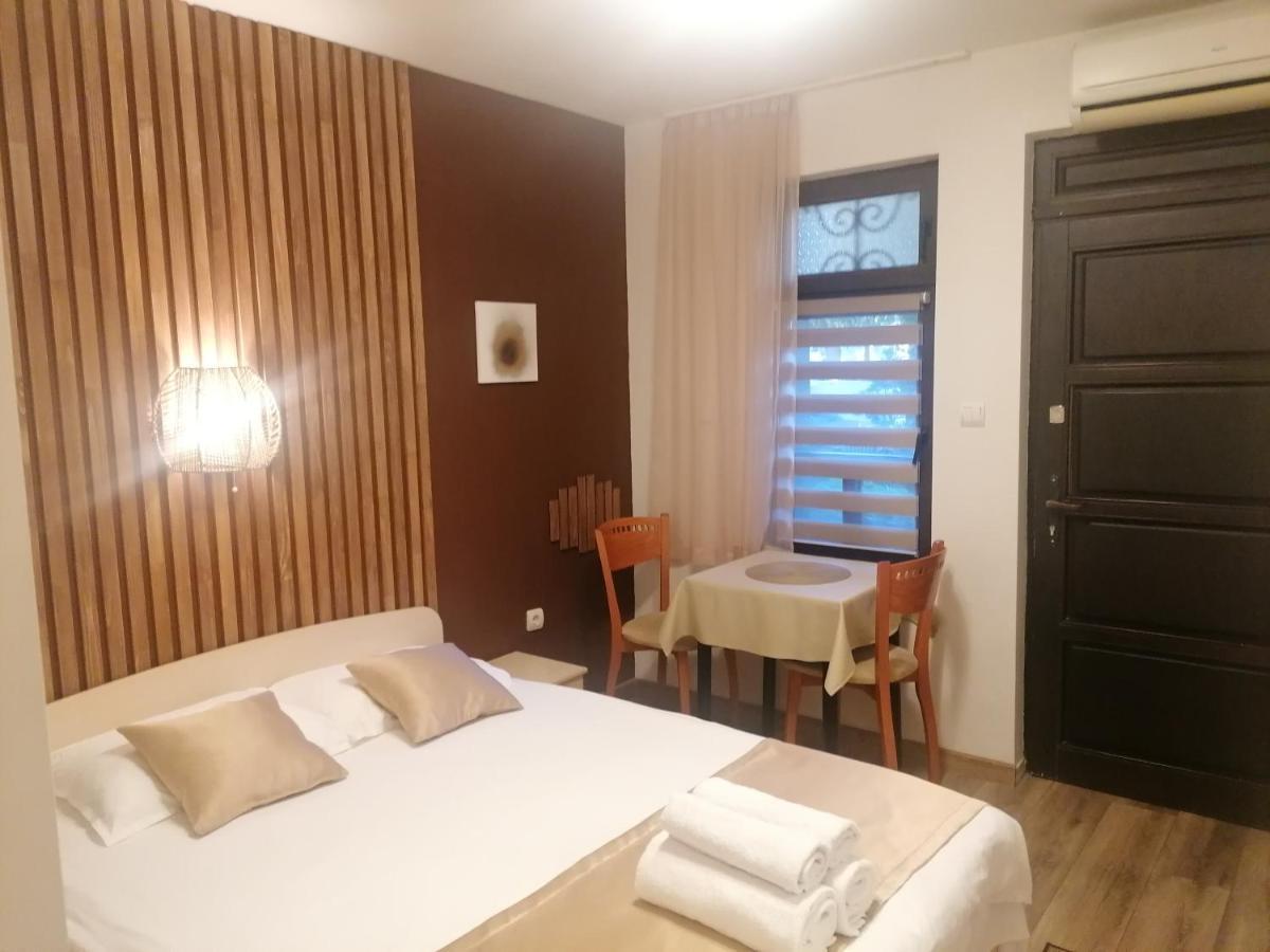 Petkov Family Hotel بلاغويفغراد المظهر الخارجي الصورة